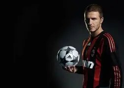 后卫禁区内,铲球染红,球队孤军奋,尊龙凯时,尊龙凯时中国官网