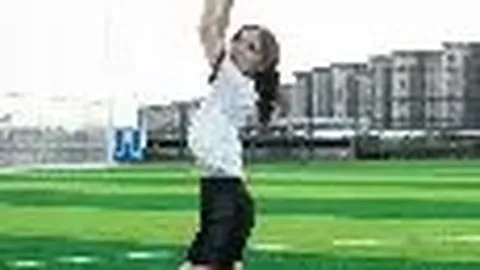 “激战正酣！切尔西领跑进球榜，阿森纳严守防线，赛季悬念一触即发！”